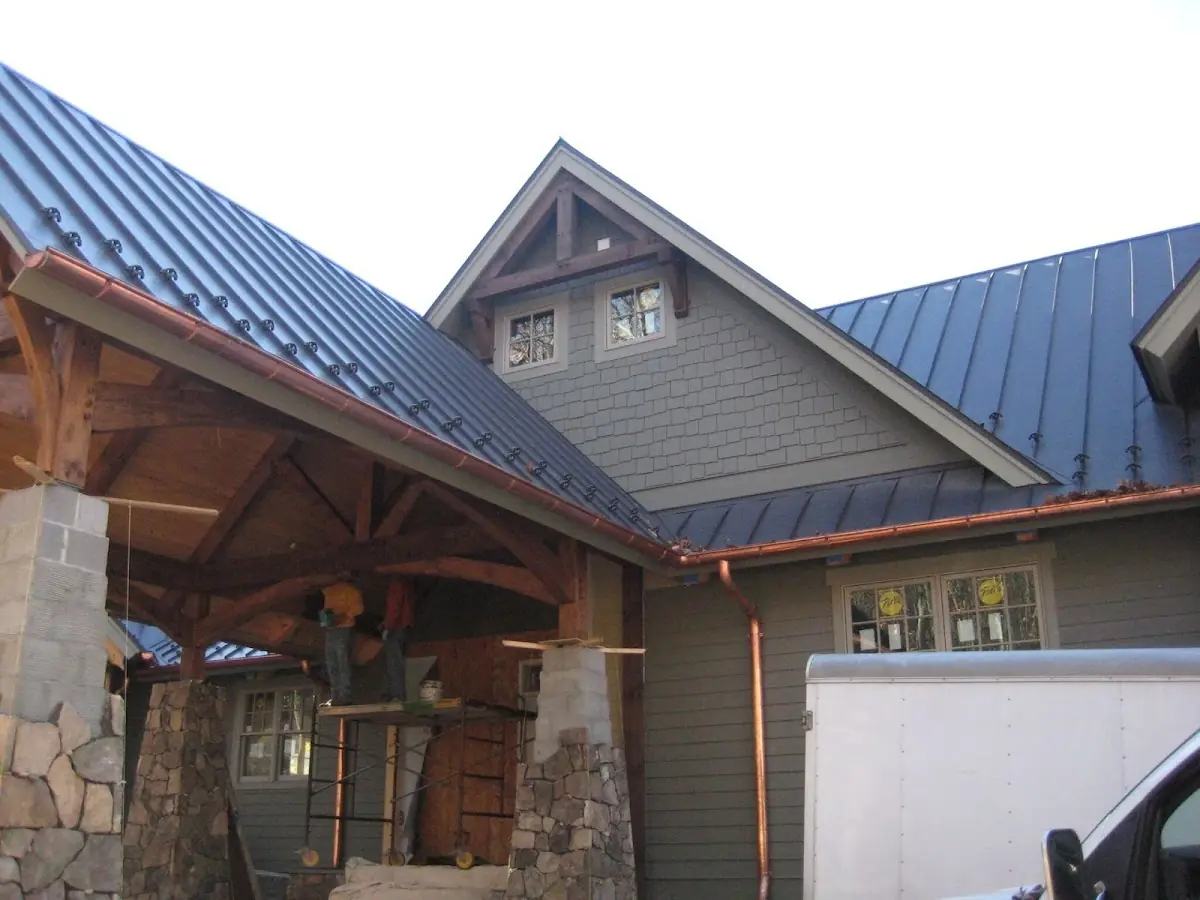 Craftsman Roofing team delivering quality roofing work in Las Palmas De La Quinta